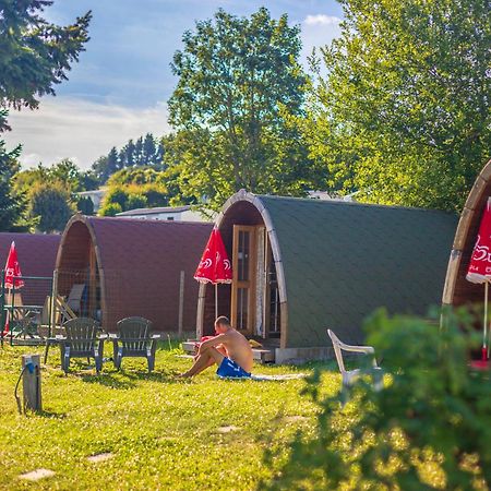 Camping Le Pommier Rustique Hotel Yvoir Bagian luar foto