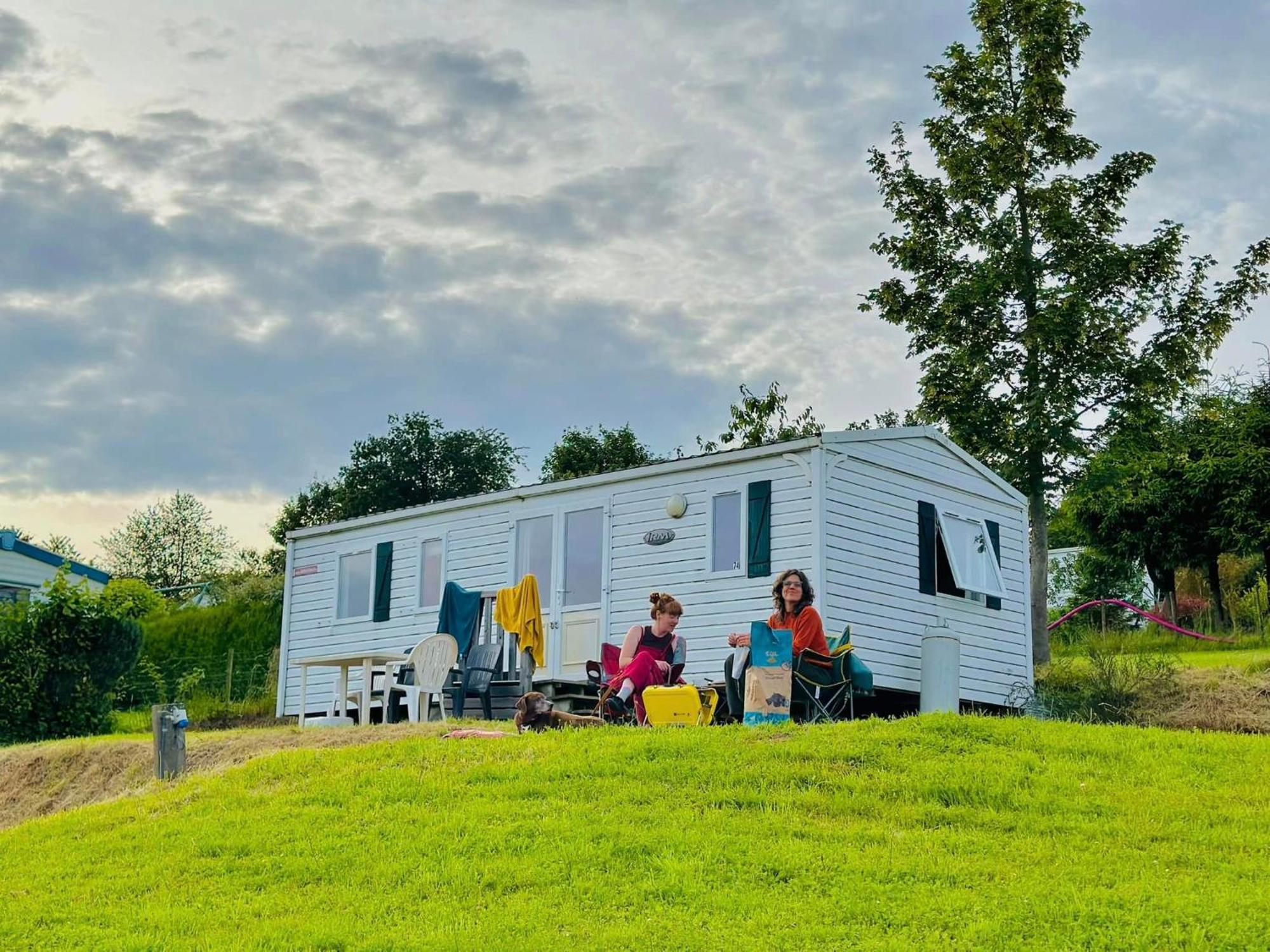 Camping Le Pommier Rustique Hotel Yvoir Bagian luar foto